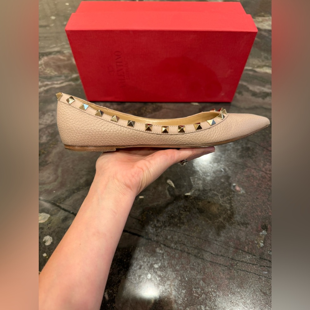 🦢VALENTINO-Patent Rockstud Ballet Flats🦢 - Picture 3 of 8